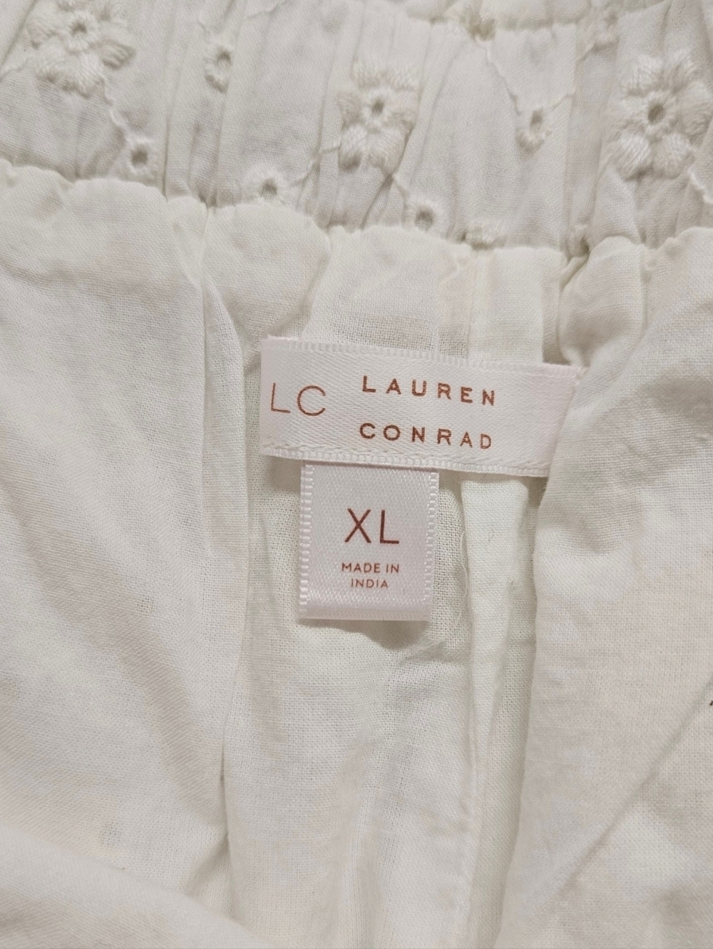 Lauren Conrad White Cotton Eyelet Shorts Belted Waist XL NWT - Picture 8 of 13